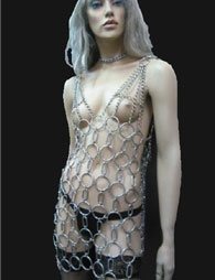 BDSM Γυναικείο φόρεμα με κρίκους και με αλυσίδες στο στήθος