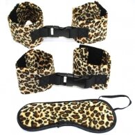 Leopard Mask & Cuffs Kit